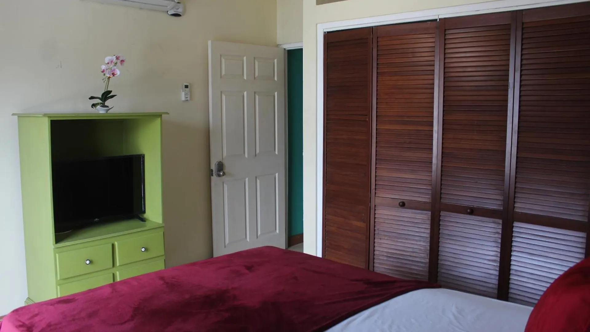 Cozy Deluxe 2Br Kensington New Kingston 아파트